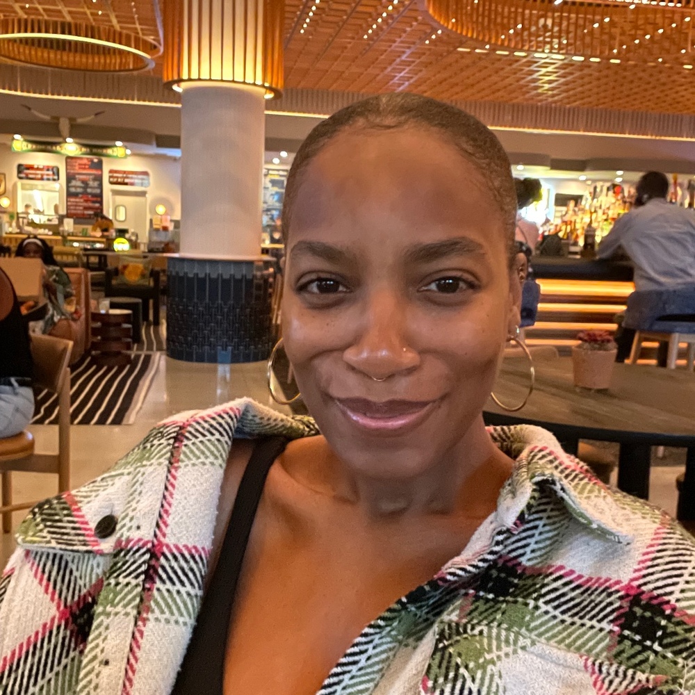 Meet your Posher, Candace